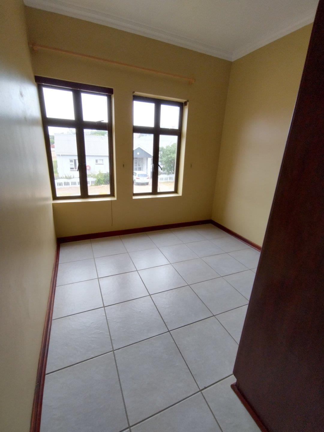 To Let 2 Bedroom Property for Rent in Ferreira Town Eastern Cape